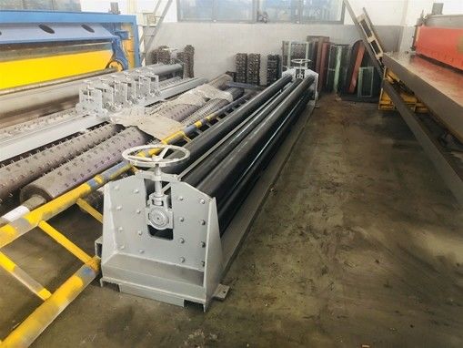 آلة تصنيع أسلاك الفولاذ لشبكة التراب 4300mm Dura